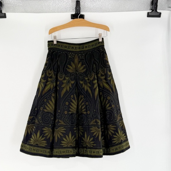 Naeem Khan Black & Olive Green Embroidered Silk Skirt Size 8 | Luxury Designer - Picture 14 of 15